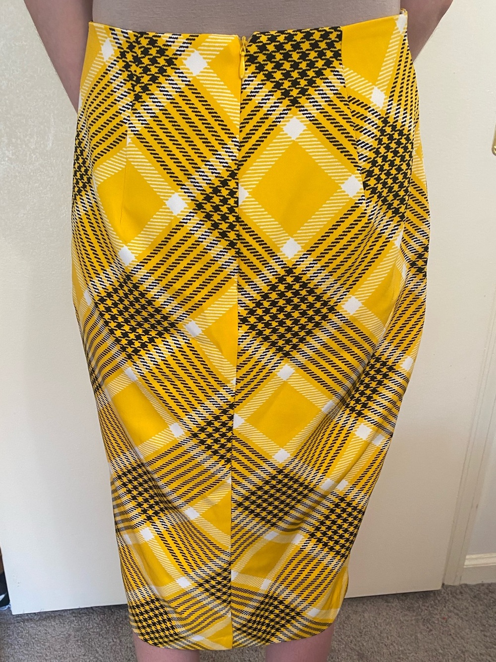 New York & Company Yellow Black Plaid Pencil Skirt with Side Buttons size xs - Picture 8 of 10